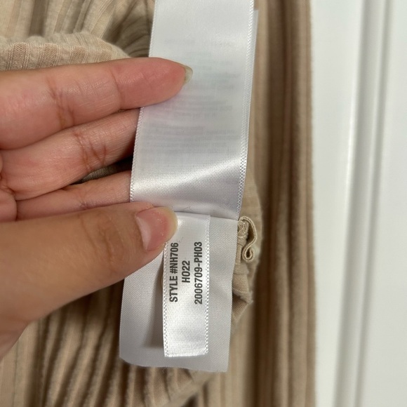 Madewell Brushed Rib Cropped Tan Ribbed Button-Up Top Cardigan Sweater size M - Picture 7 of 10